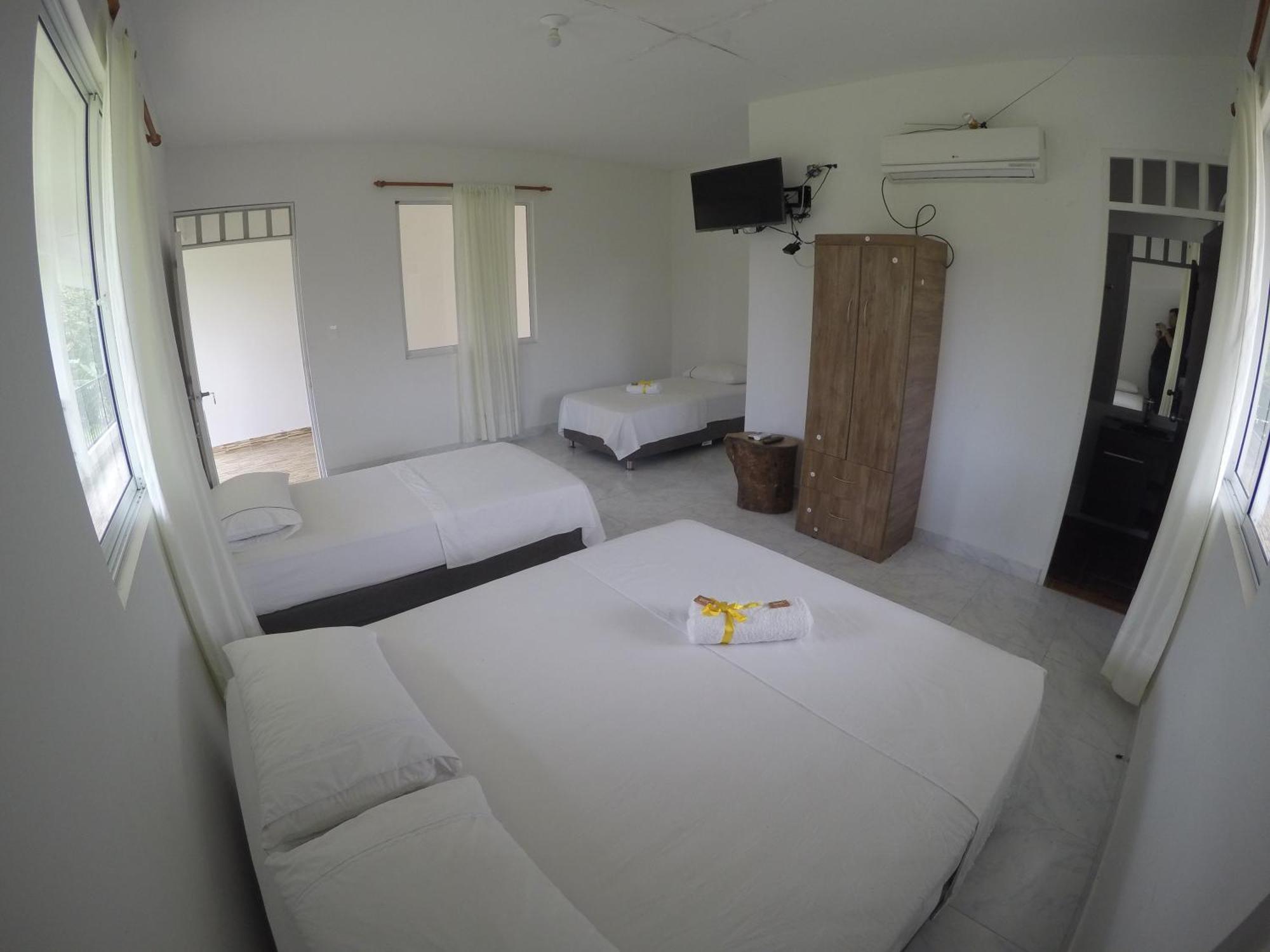 Hotel Campestre Mastranto Granja Campo Alegre Buitenkant foto