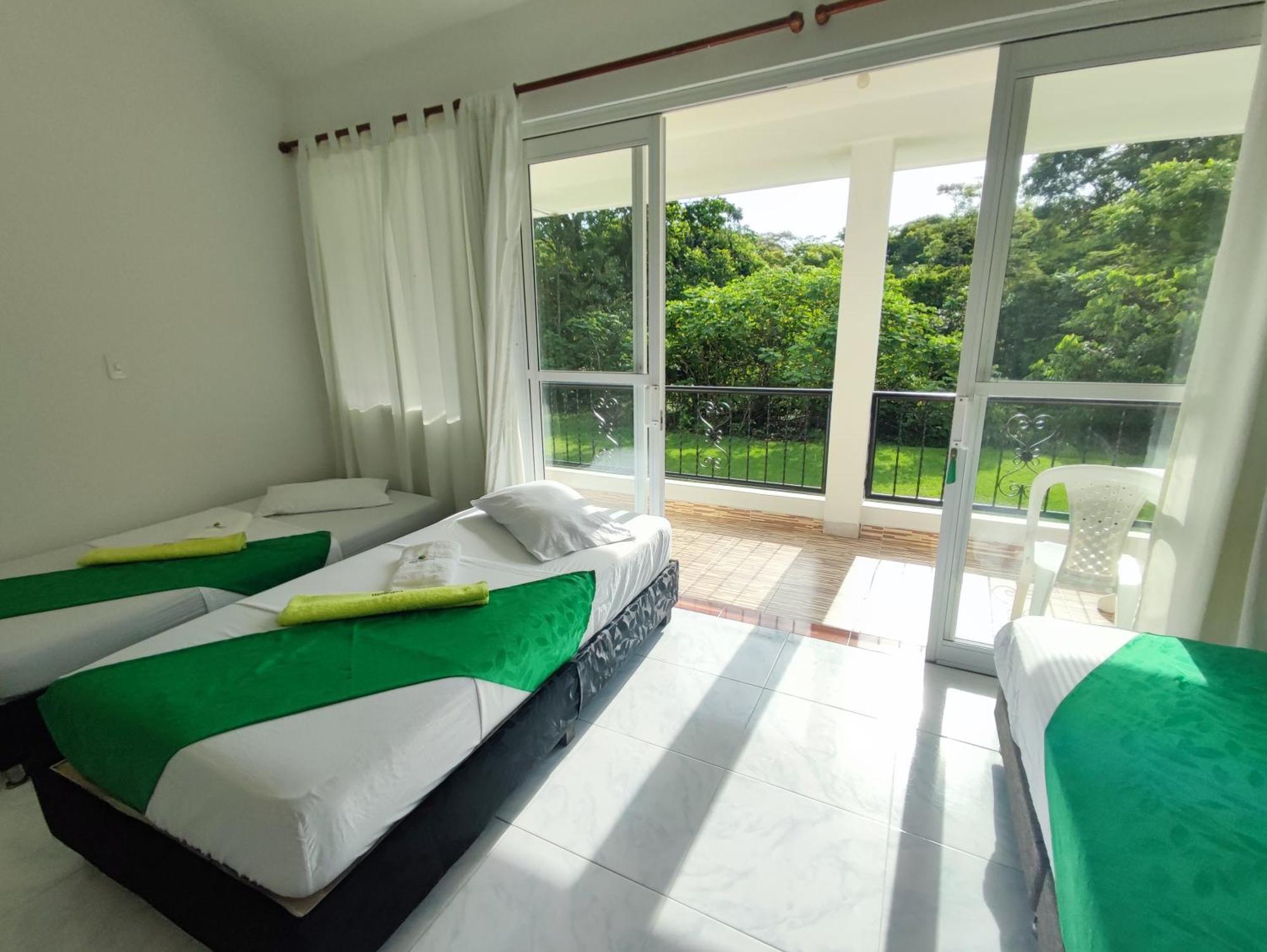Hotel Campestre Mastranto Granja Campo Alegre Buitenkant foto