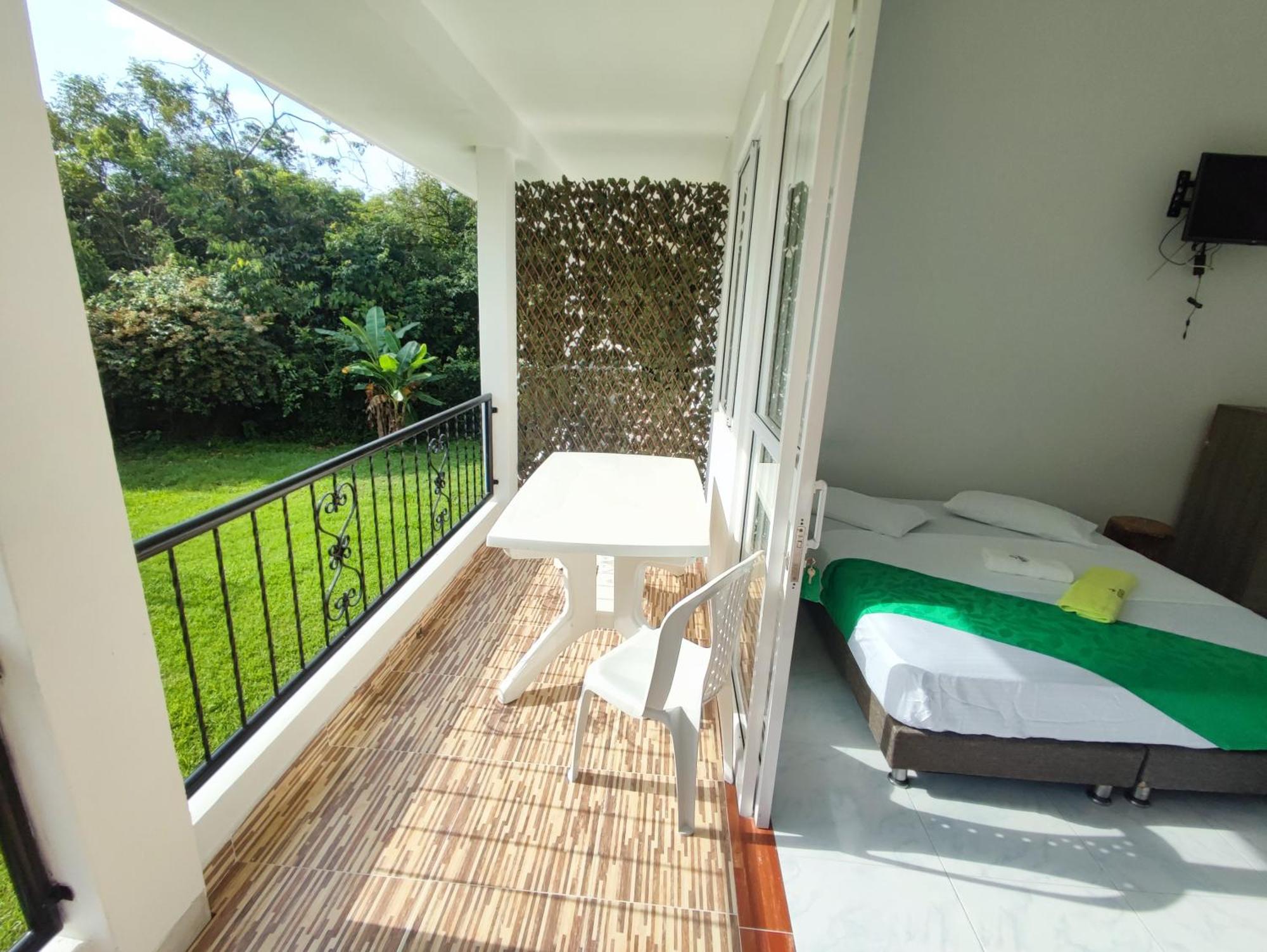 Hotel Campestre Mastranto Granja Campo Alegre Buitenkant foto