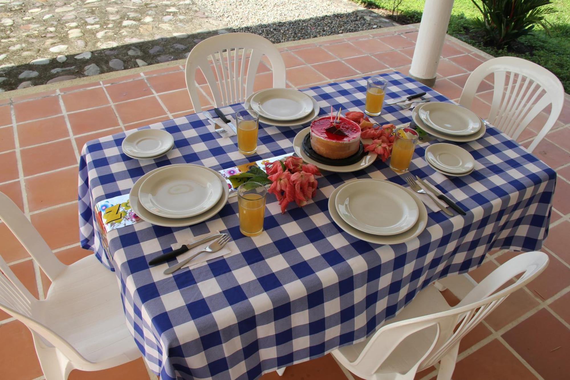 Hotel Campestre Mastranto Granja Campo Alegre Buitenkant foto